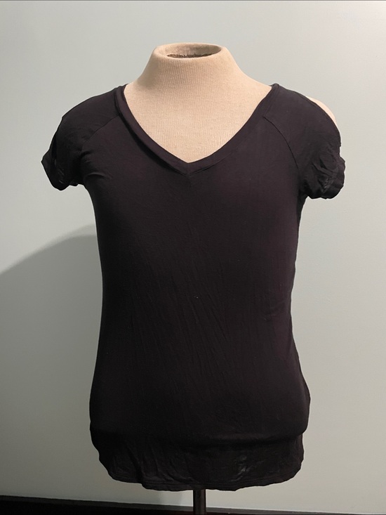 No Boundaries Tops - No Boundaries Black Cold Shoulder Top Medium